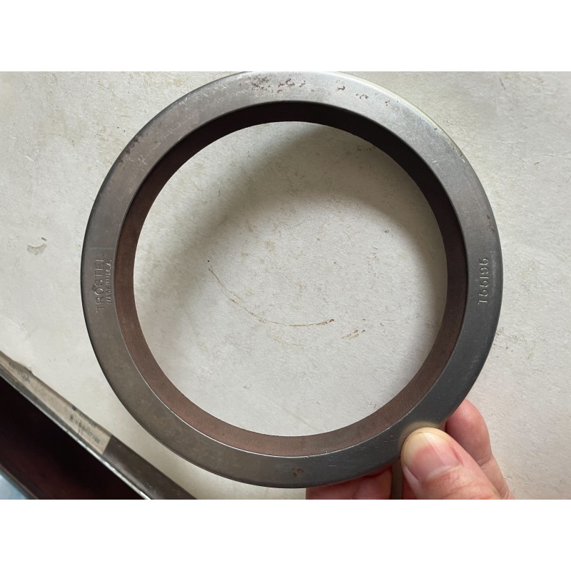 OIL SEAL OEM-3.1875X5.195X0.500-M/L_LEATHER