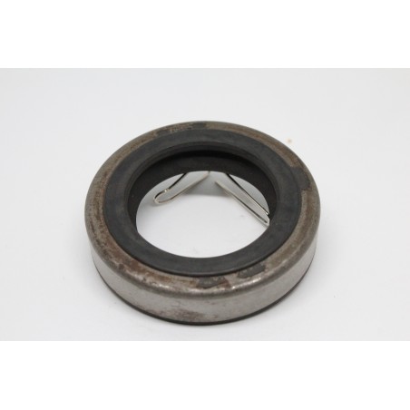 ซีลกันน้ำมัน TROSTEL-1.406X2.296X0.469-M/R_NBR