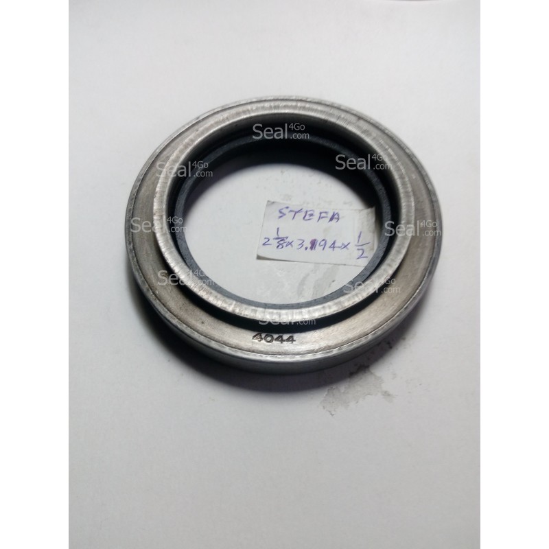 ซีลกันน้ำมัน STEFA-2.125x3.194x0.500-DB_NBR