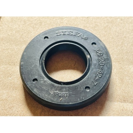 ซีลกันน้ำมัน สะเตฟ่า-20X42X7-ขอบยางสองชั้น_เอ็นบีอาร์