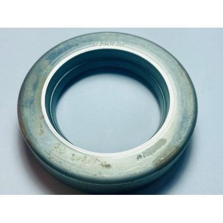 ซีลกันน้ำมัน เอโร่ควิบ-1.625X2.500X0.500-ขอบเหล็กปากซีลยาง เอ็นบีอาร์
