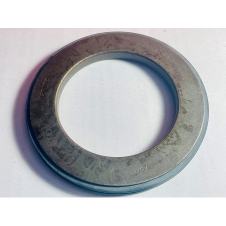 OIL SEAL NATIONAL-2.500X3.675X0.313-M/R_NBR