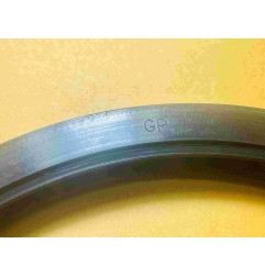 Heavy-duty gearbox oil seal