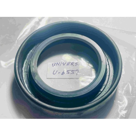 ซีลกันน้ำมัน-UNIVERSAL-1(3/4)X2.812X1/2-LGS_NBR