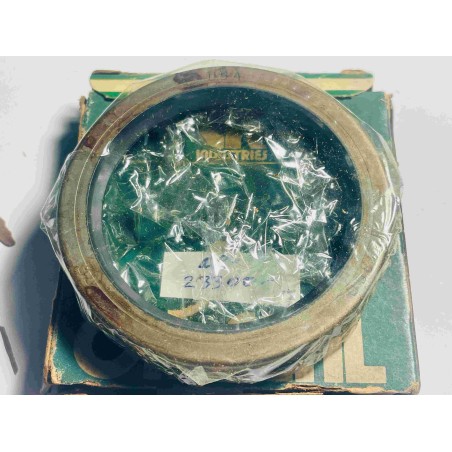 CR Oil Seal 2.313x3.002x0.406 M/R NBR CR-23300